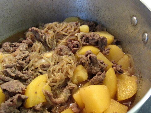 ハチミツでしっとり牛肉の肉じゃが